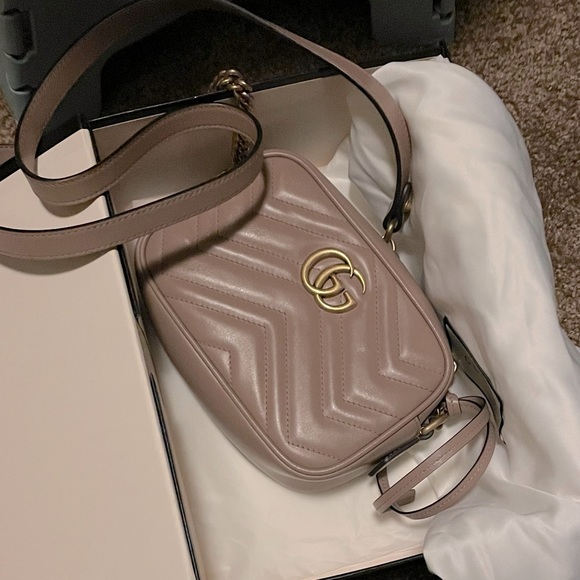 Crossbody- Gucci Marmont small camera bag - Picture 1 of 9